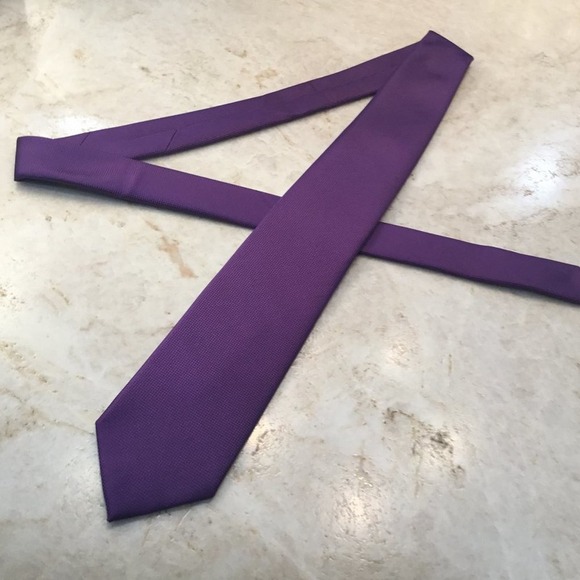 PERRY ELLIS TIE - Picture 5 of 8